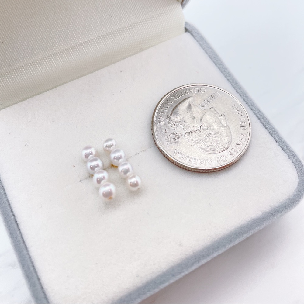 S925 Mini Akoya pearl bar studs - Picture 6 of 9